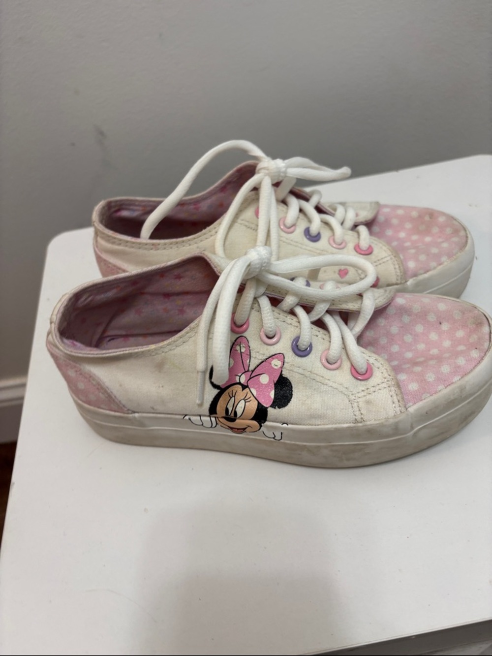 Kids Minnie Mouse Pink Polka Dot Lace-Up Sneakers